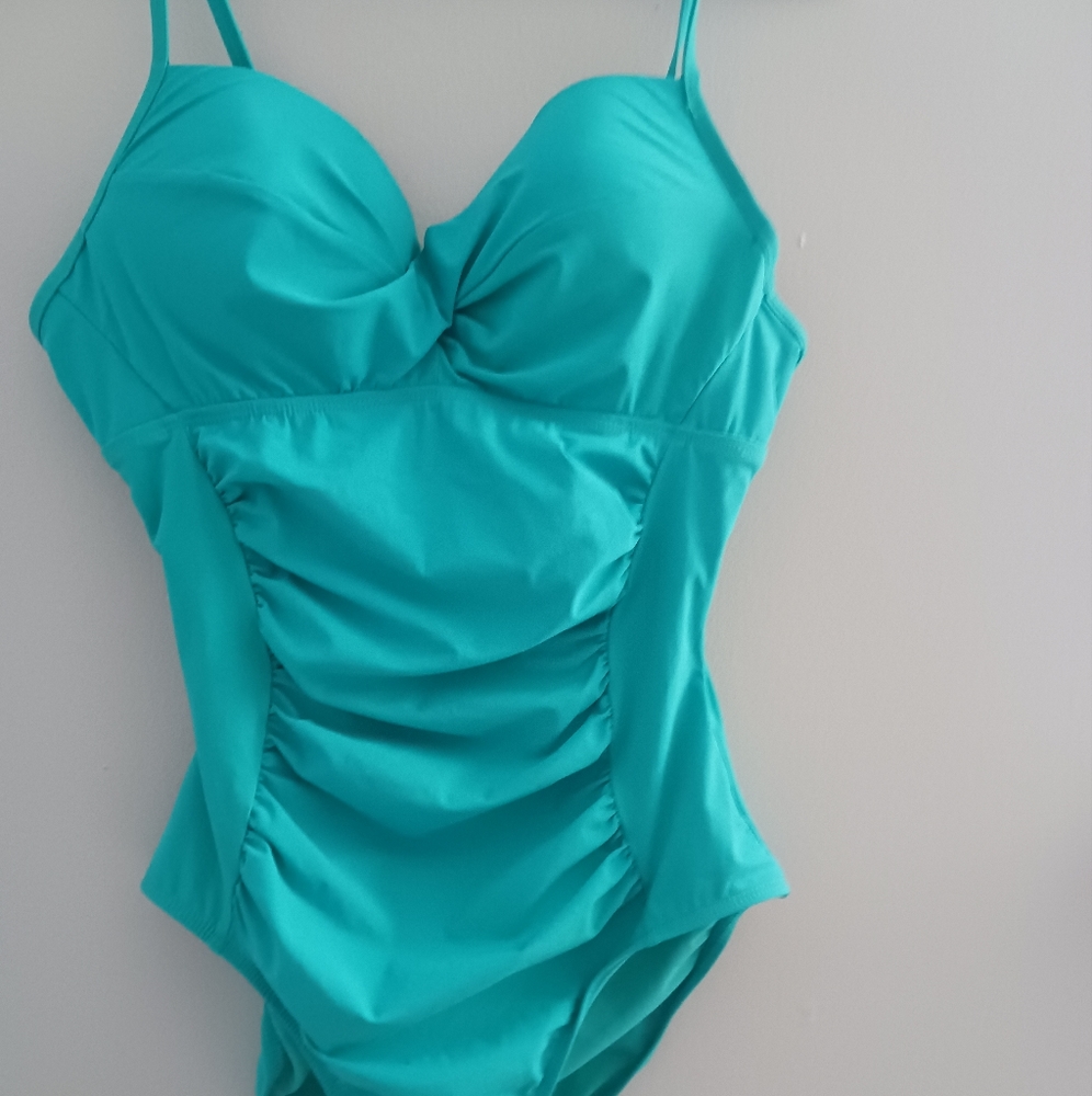 Medium Spanx Bathing Suit